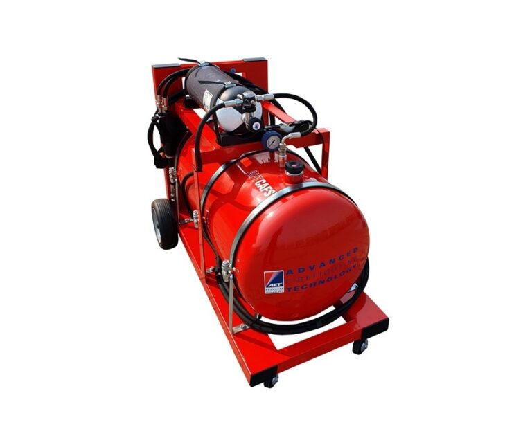 מערכת כיבוי ניידת CAFS - לחץ עבודה של 8.5 בר, זרימה של 24 ליטר/דקה, מיכל גז דחוס בנפח 6 ליטר, מילוי לחץ 300 בר
